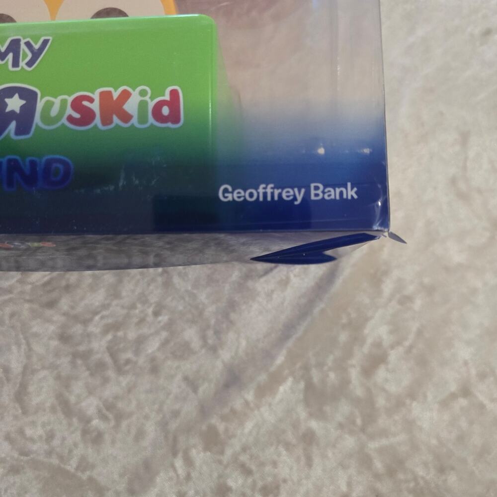 New Toys R Us Geoffrey Piggy Bank - Picture 2 of 4